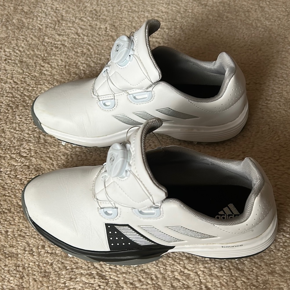 Like new ( only worn once) boys golf shoes.
